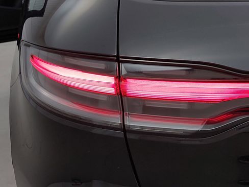 Used 2024 Porsche Macan Turbo w/ Premium Plus Package image 37