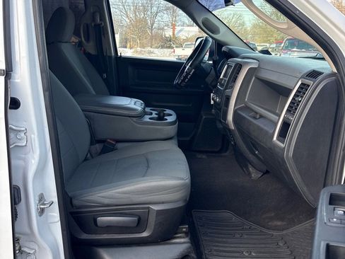 Used 2014 RAM 1500 Express image 11
