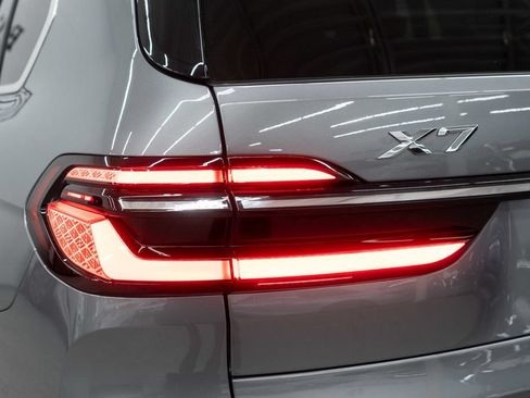 Used 2026 BMW X7 xDrive40i AWD/4WD image 48