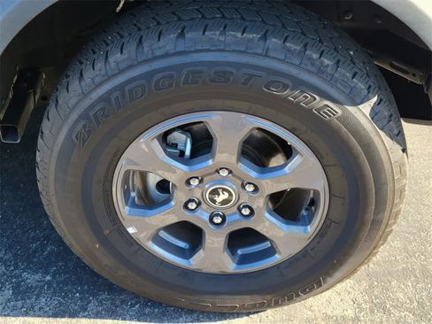 Used 2025 Ford Bronco Big Bend image 4