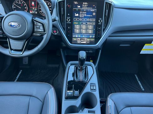 New 2025 Subaru Crosstrek 2.5i Limited w/ Popular Package #3A image 13