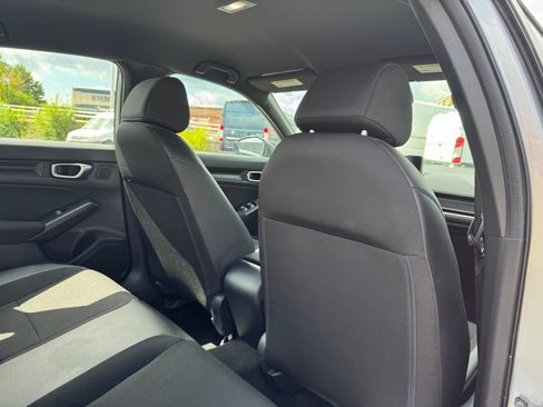 Used 2025 Honda Civic Sport image 15
