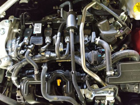 Used 2025 Nissan Sentra SV image 30