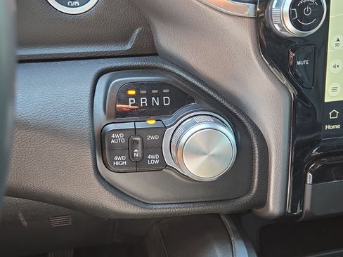Used 2023 RAM 1500 Laramie AWD/4WD image 30