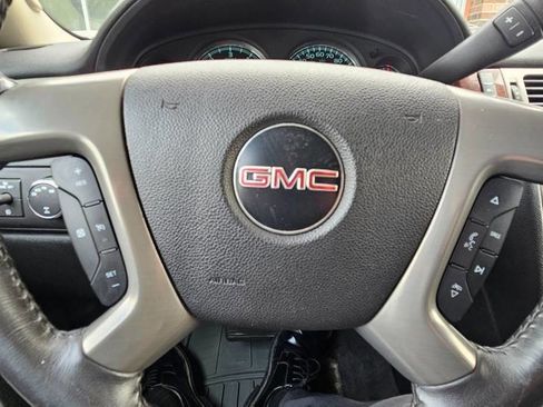 Used 2010 GMC Yukon SLT w/ SLT Chrome Package AWD/4WD image 15