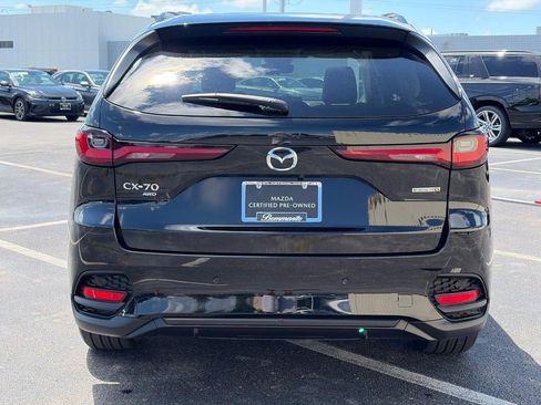 Certified 2025 MAZDA CX-70 3.3 Turbo w/ Preferred Package AWD/4WD image 6