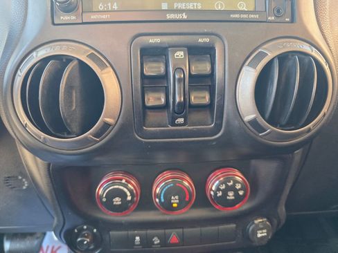 Used 2016 Jeep Wrangler Unlimited Sport w/ Quick Order Package 24S image 17