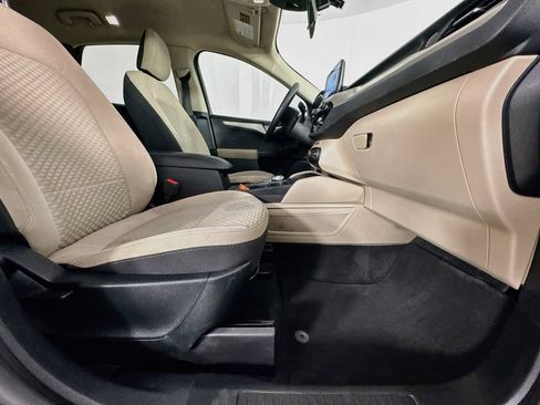 Used 2020 Ford Escape SE FWD image 30