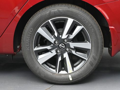 New 2025 Nissan Versa SV w/ Trunk Package FWD image 18