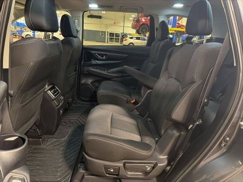 Used 2023 Subaru Ascent Premium w/ Convenience Package image 13