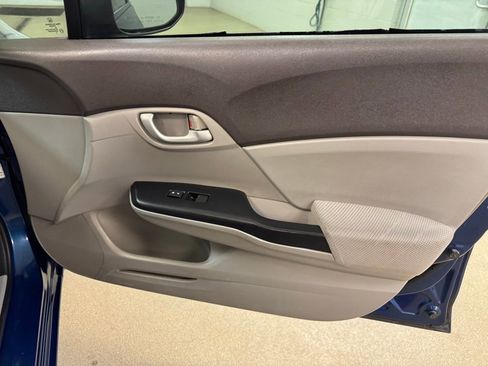 Used 2012 Honda Civic LX image 24
