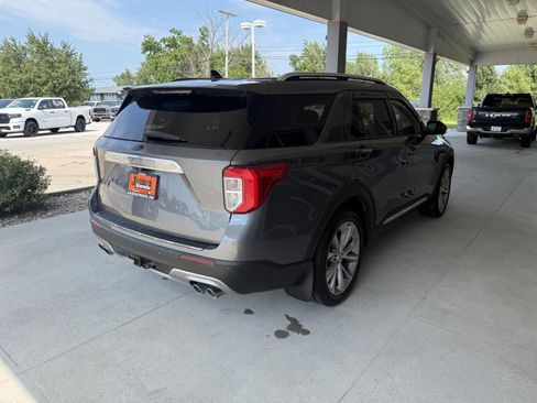 Used 2021 Ford Explorer Platinum AWD/4WD image 19