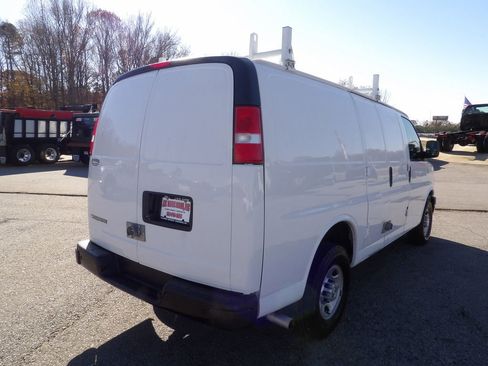 Used 2020 Chevrolet Express 2500 w/ Safety Package image 7