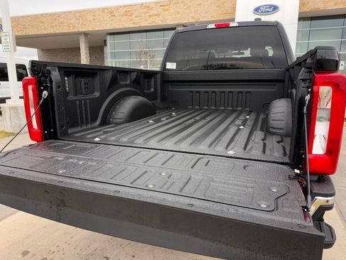 New 2026 Ford F250 XLT w/ FX4 Off-Road Package image 45