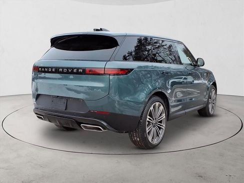 New 2025 Land Rover Range Rover Sport SE image 5