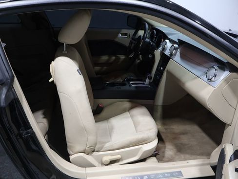 Used 2009 Ford Mustang Coupe image 19