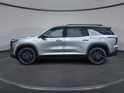 New 2026 Chevrolet Traverse LT w/ Midnight/Sport Edition AWD/4WD image 5