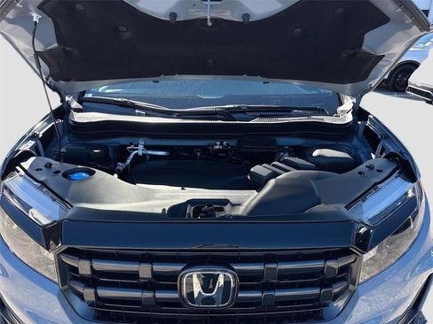 Certified 2026 Honda Ridgeline Sport image 33
