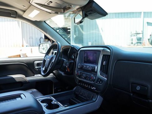 Used 2017 Chevrolet Silverado 1500 LTZ Z71 w/ LTZ Plus Package AWD/4WD image 14