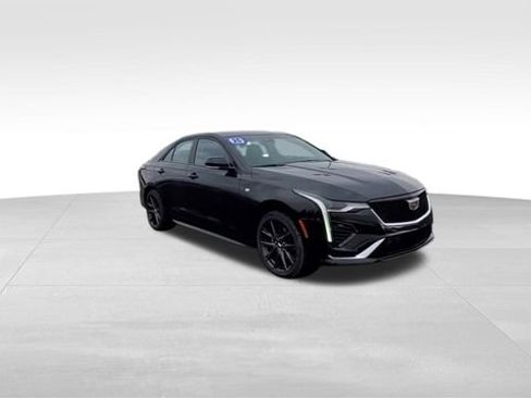 Used 2025 Cadillac CT4 Sport image 2