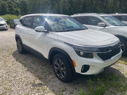 Certified 2024 Kia Seltos LX