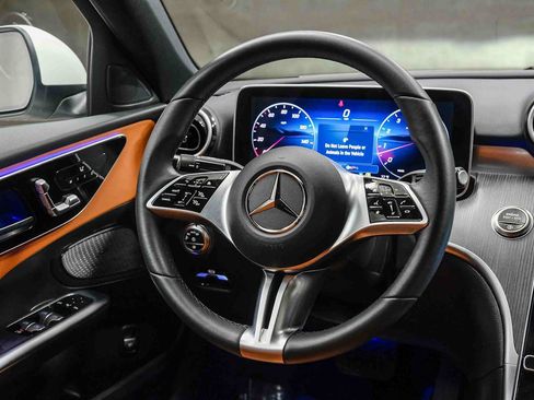 Certified 2026 Mercedes-Benz C 300 Sedan image 18