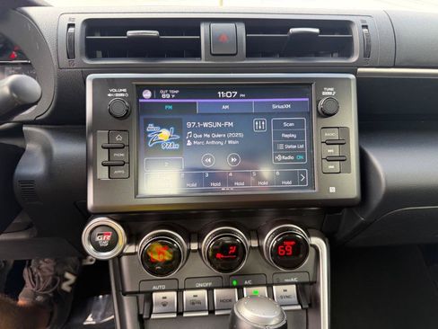 Used 2022 Toyota GR86 Premium RWD image 18