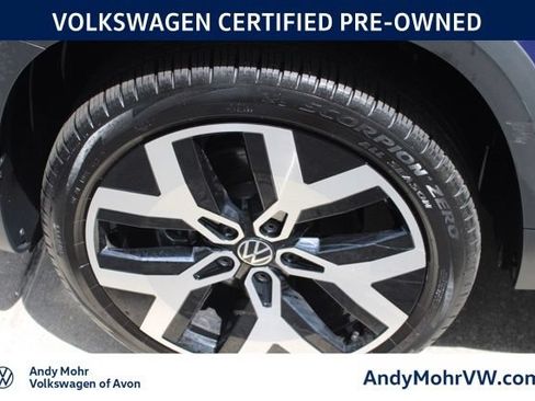 Used 2023 Volkswagen Taos SEL AWD/4WD image 12