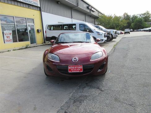Used 2011 MAZDA MX-5 Miata Sport image 24