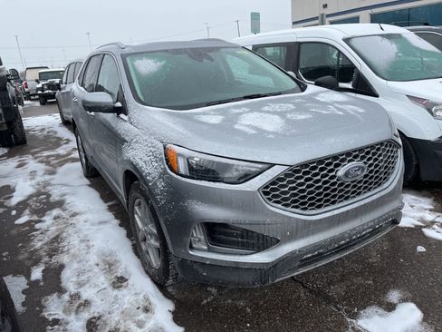 Certified 2023 Ford Edge SEL w/ Convenience Package image 17