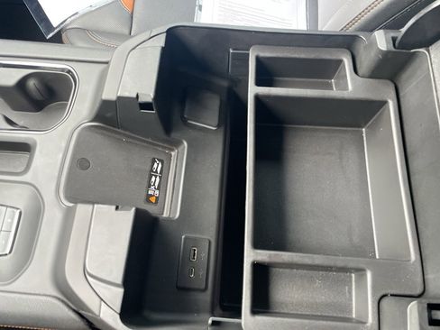 Used 2023 GMC Sierra 1500 AT4 w/ Technology Package image 37