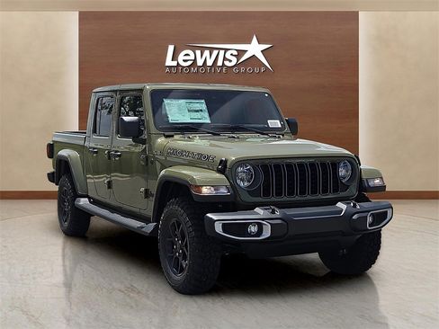New 2025 Jeep Gladiator Sport image 6