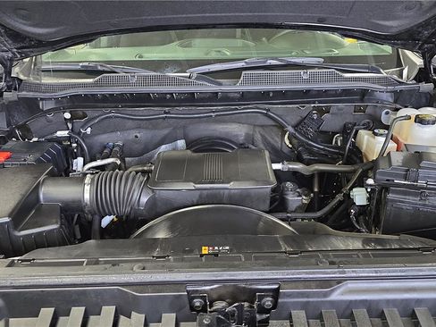 Used 2025 Chevrolet Silverado 2500 Custom w/ Custom Value Package image 26