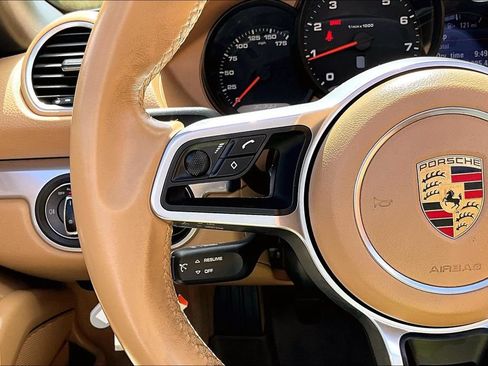 Used 2017 Porsche 718 Boxster RWD image 26
