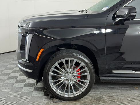 Used 2025 Cadillac Escalade Premium Luxury w/ Touring Package AWD/4WD image 25