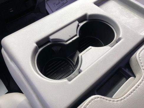 Used 2020 Ford F250 XL w/ Power Equipment Group image 25