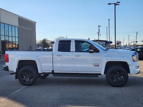Used 2018 GMC Sierra 1500 SLE w/ Elevation Edition image 10