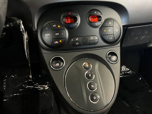 Used 2016 FIAT 500 e FWD image 24