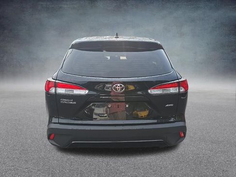 Used 2022 Toyota Corolla Cross L AWD/4WD image 7