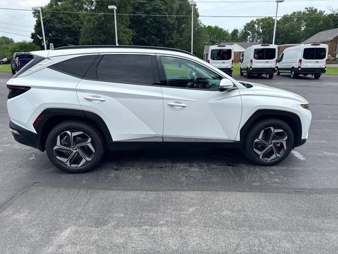 Used 2023 Hyundai Tucson Limited AWD/4WD image 10