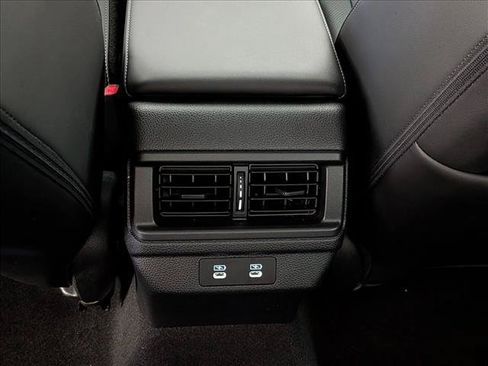 Used 2025 Honda Accord Touring image 18
