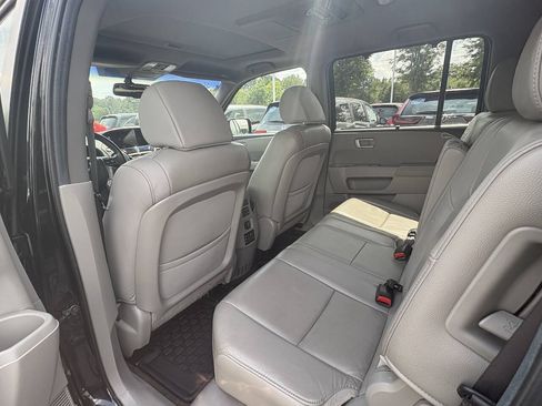Used 2013 Honda Pilot Touring image 13