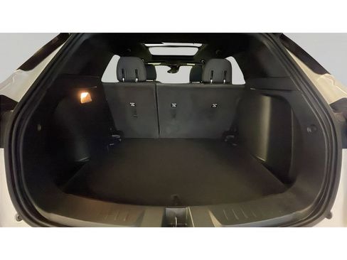 Certified 2023 Chevrolet TrailBlazer RS w/ Sun and Liftgate Package image 19