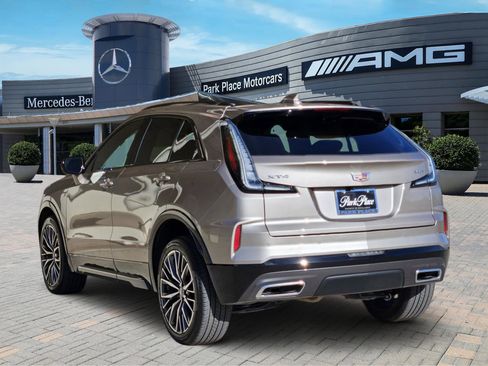 Used 2024 Cadillac XT4 Sport image 4