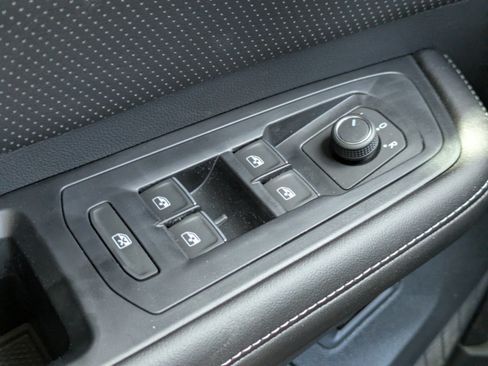 New 2026 Volkswagen Atlas SE FWD image 27