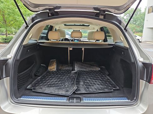 Used 2022 Mercedes-Benz GLC 300 4MATIC image 28