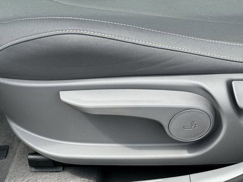New 2026 Hyundai Elantra Sport FWD image 28