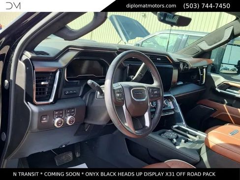 Used 2024 GMC Sierra 2500 Denali Ultimate AWD/4WD image 7