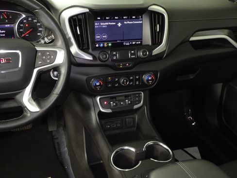 Used 2023 GMC Terrain SLT w/ LPO, Floor Liner Package image 36