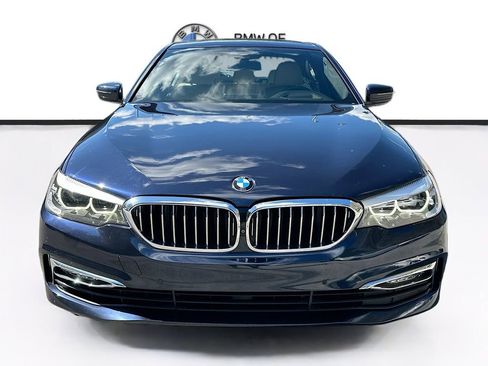 Used 2017 BMW 530i image 2